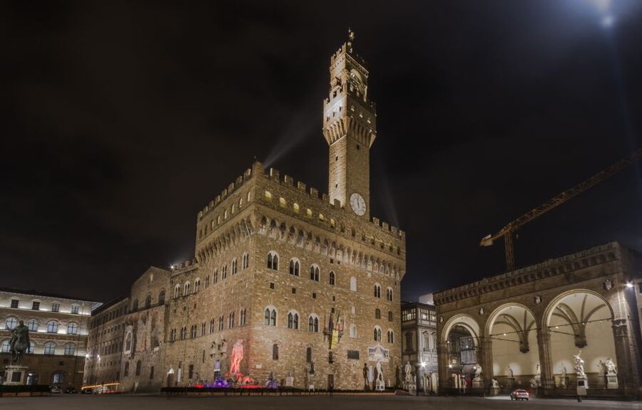 Florence by Night: 2-Hour Walking Tour - Logistics that actually matter on a night walk