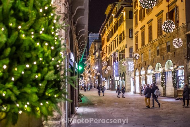 Florence by Night Photo Tour with a Professional Photographer - Meeting Eva and Learning Night Photo Skills That Actually Transfer