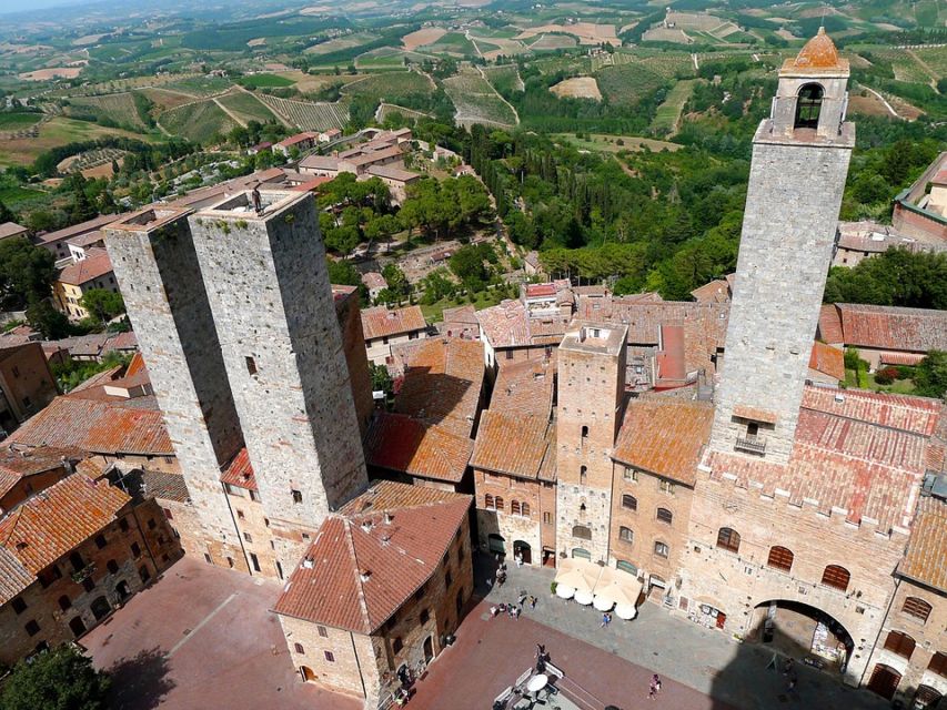 Florence: Chianti Villages, San Gimignano and Winery Tour - San Gimignano UNESCO Towers, Free Hour, and What to Do With It
