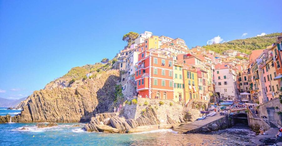 Florence: Cinque Terre Private Day-Trip - Vernazza: Pastel Streets and Coastal Energy