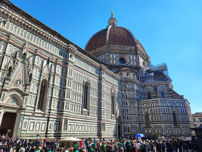 Florence: City Center, Accademia and Uffizi Gallery Tour - Uffizi Gallery highlights: Primavera, Birth of Venus, Annunciation, and Tondo Doni