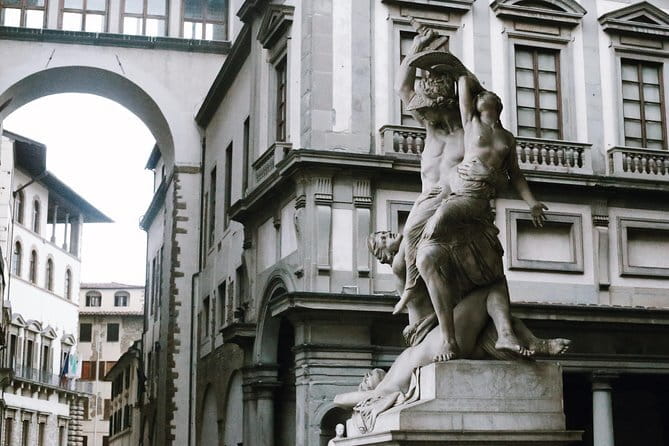 Florence City Center w/ Accademia & David Semi-Private 8ppl Max - The streetscape tour: Florence’s squares as outdoor history books