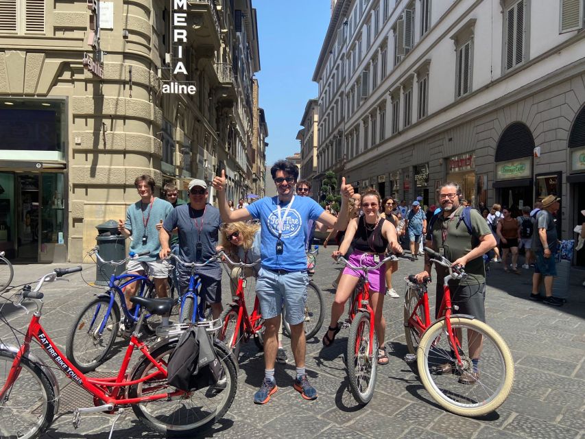 Florence: City Highlights Bike Tour - Uffizi Gallery area: seeing where the art world sits