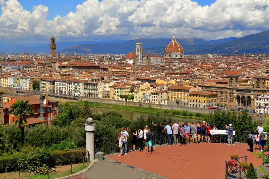 Florence: City Sightseeing Guided Bike Tour - Getting Set Up: Bikes, Helmets, and Listening While You Ride