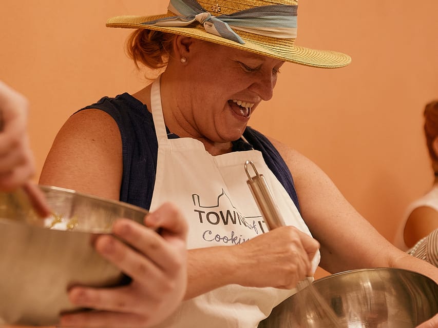 Florence: Cooking Class with Local Food Market Tour - Why this Florence Market and Pasta Class feels like a real family table