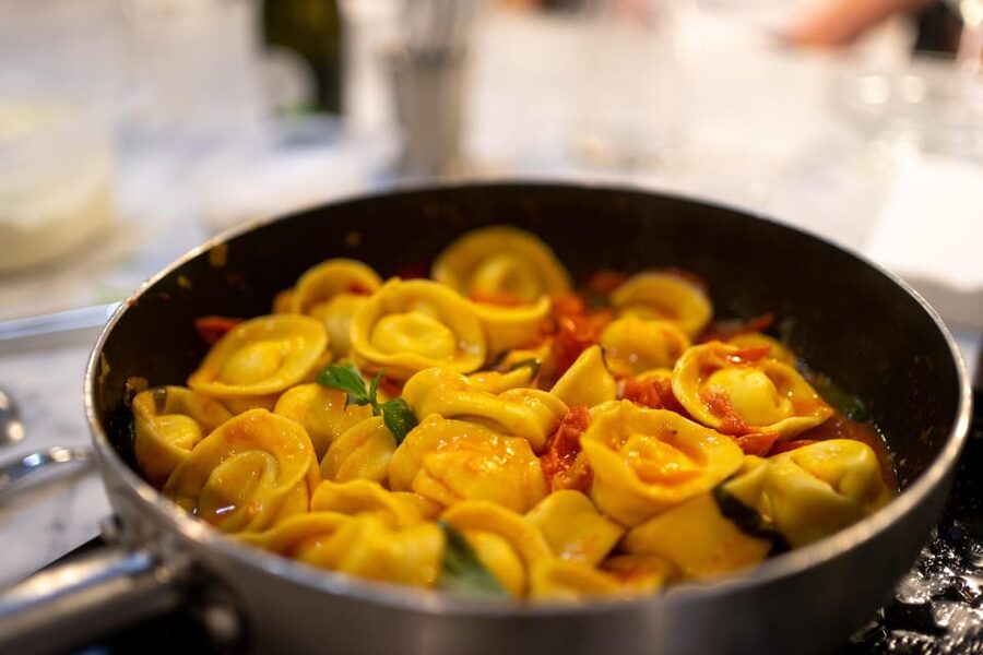 Florence: Cooking Class with Local Food Market Tour - Nonna-style lasagna workshop, from fresh pasta to Bolognese ragù