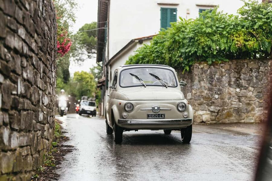 Florence: Countryside Vintage Fiat 500 Driving Tour - Training matters: stick-shift, radio help, and safety first