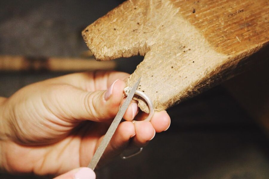 Florence: Custom Jewelry Making Experience - Materials, Metals, and the Limits That Shape Your Final Design