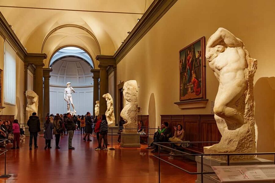 Florence: David, Cathedral & City Highlights Guided Tour - Piazza della Signoria to Ponte Vecchio: Medici Power to River Views