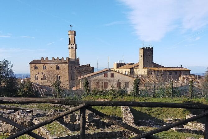 Florence Day Trip: Chianti Wine Tasting, Siena, San Gimignano - Chianti lunch at a real family farm: the day’s payoff