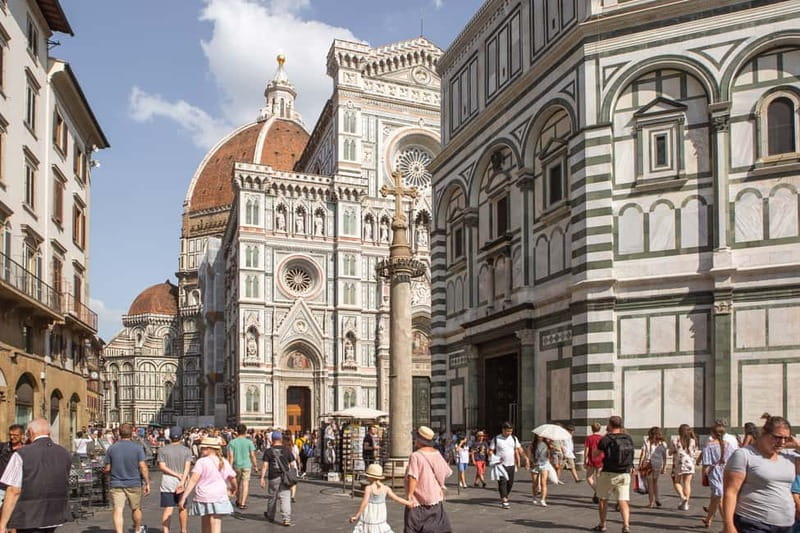 Florence: Duomo Area Tour and Brunelleschi Dome Climb Ticket - Meeting at Panerai Boutique, and what to expect from the group