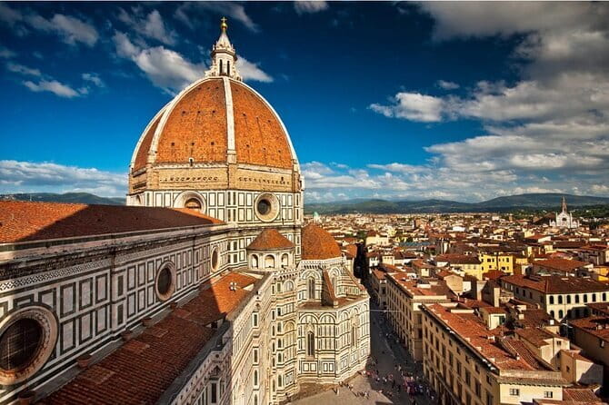Florence: Duomo Cathedral Fast Track Entry Ticket - Meeting Up Without Losing Time in the Big Plaza