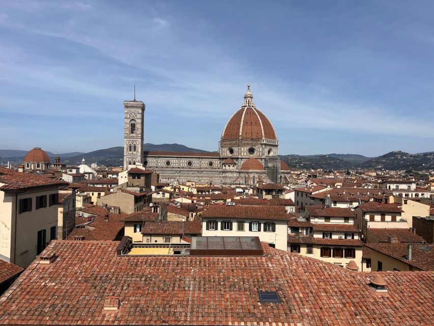 Florence: Duomo Complex Guided Tour with Dome Entrance - Starting point at the Lindt shop, and how you’ll find your group
