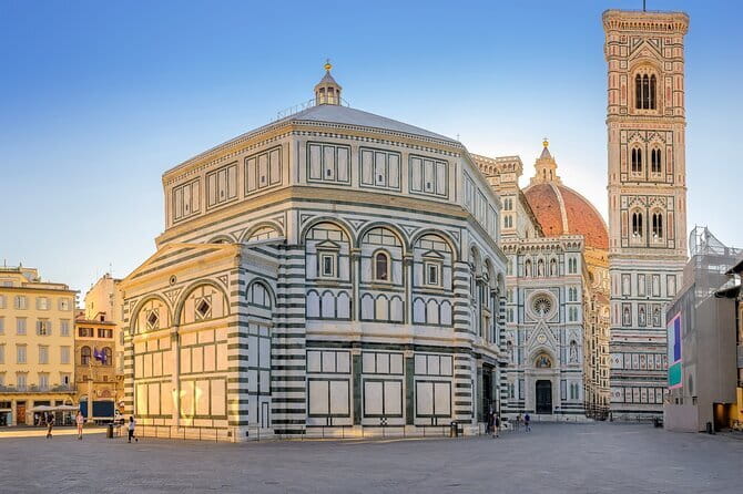 Florence: Duomo Complex with Tickets & City Walk Guided Tour - Signoria, the Medici story, and Uffizi from the sidewalk