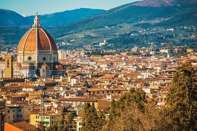 Florence Duomo Express Tour with Optional Dome Climb Upgrade - Guides, language, and what to do if sound is bad