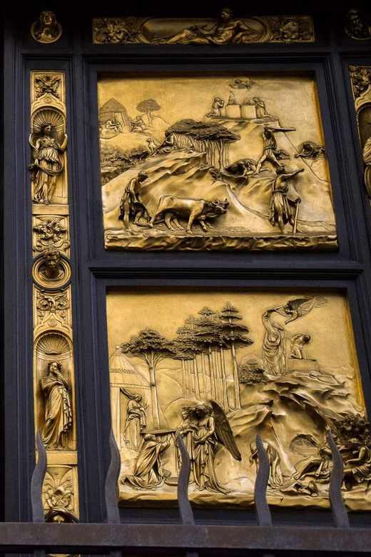 Florence: Duomo S. Maria del Fiore Guided Tour - From Via de Martelli to the Duomo complex: how the 1-hour pacing feels