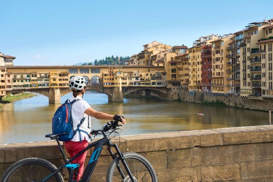 Florence:E-Bike City Tour with stop at Piazzale Michelangelo - E-bikes in Florence, why it works so well