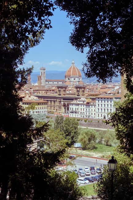 Florence: Eco-Friendly Golf Cart City Tour with Audio Guide - Why an eco-friendly golf cart feels like the smart way to start Florence