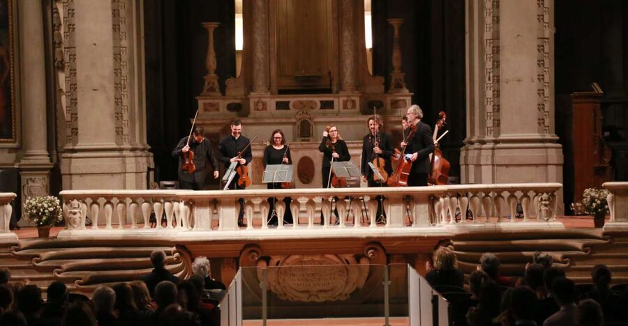 Florence: Evening Classical Music Concert - Two Venues: Santo Stefano al Ponte Vecchio Auditorium vs Zeffirelli Museum