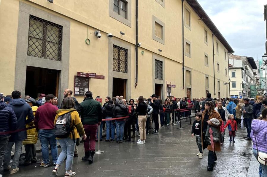 Florence: Exclusive Evening Tour of Michelangelo's David - The Music Instrument Room: A Break From the Usual Art Loop