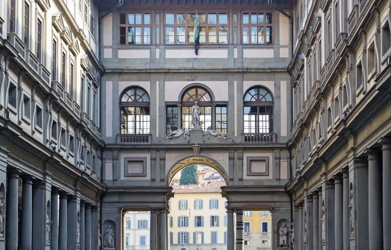 Florence: Exclusive Uffizi Semi-Private Tour, Max 6 People - Skip-the-line priority access, and how it changes your visit