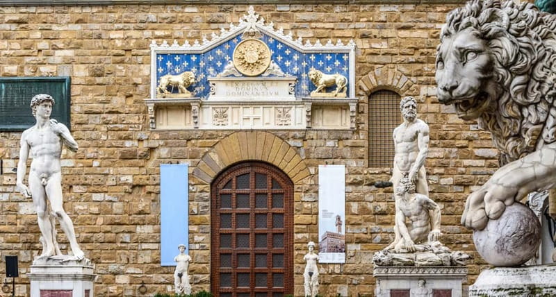 Florence: Exclusive Uffizi Semi-Private Tour, Max 6 People - Group dynamics: getting around crowds without feeling rushed