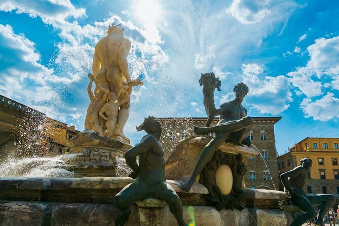 Florence - Express Uffizi Gallery and Leonardo da Vinci Museum - Piazza della Signoria: start at the Neptune Statue like a local