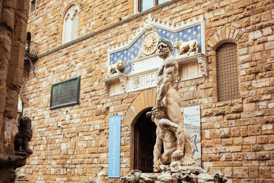 Florence: Family-Friendly Private Tour - Ponte Vecchio Finish: A Classic Finale for Families