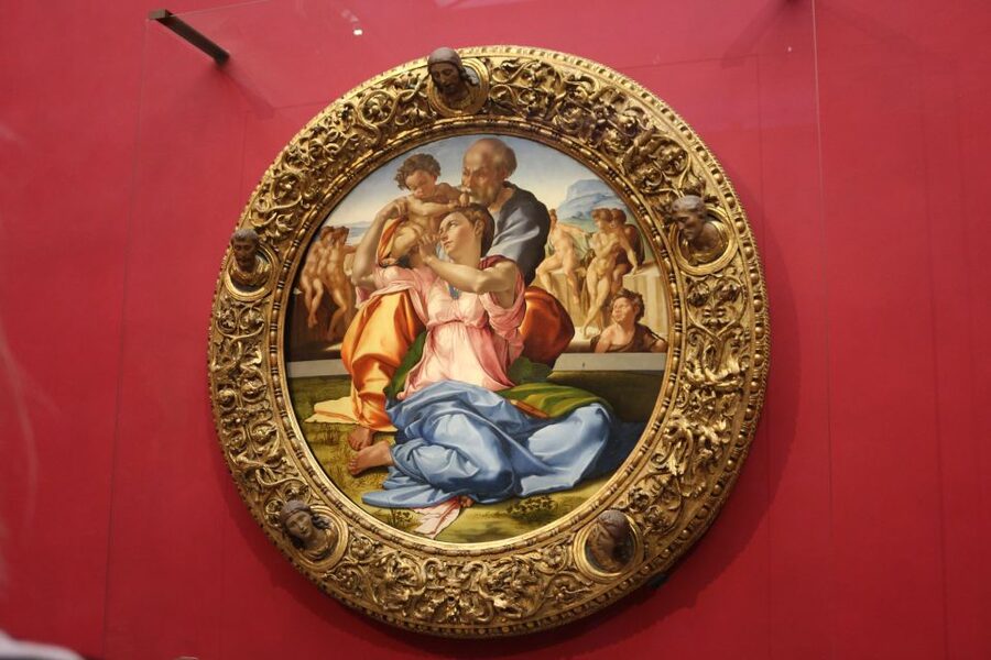 Florence: Fast-track Uffizi Gallery Hosted Tickets - Customer service and host languages: helpful, but keep expectations realistic