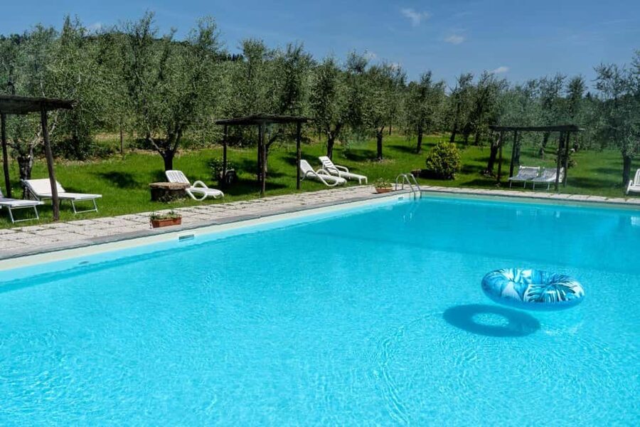 Florence: Fiesole E-Bike Tour with Olive Oil Tasting - Getting to Fiesole: hill views and photo stops that feel like a reward