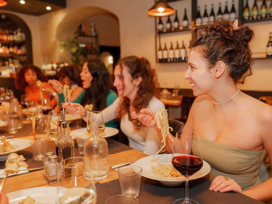 Florence: Flavours of Tuscany Food Tour - Chianti-region wine, plus non-alcoholic options at every stop