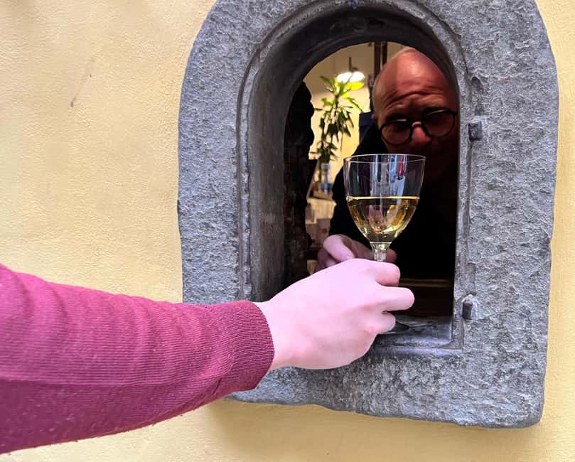 Florence: Food Walking Tour with Local Steak and Tuscan Wine - From Piazza della Signoria to Santo Spirito: the route that makes sense