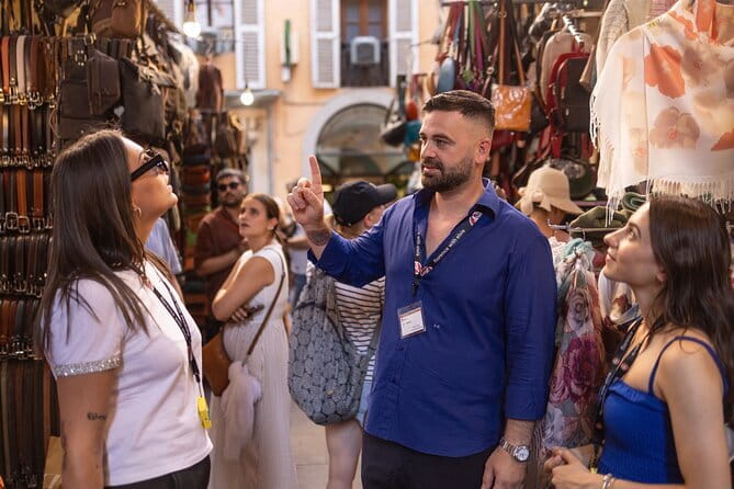 Florence Food, Wine and History Walking Tour - Piazza della Signoria, open-air art and Medici power