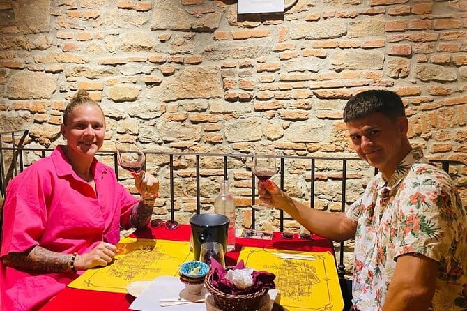 Florence for Wine Lovers: Guided Tasting and Culinary Pairing - A 90-minute Florence wine lesson, without the wine-country detour