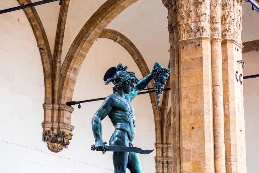 Florence: (French) Walking Tour with a licensed guide - Duomo complex time: Giotto’s Bell Tower and Brunelleschi’s Cupola, in one sweep