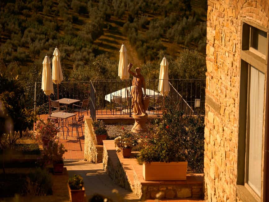 Florence: Great Chianti Wine and Olive Oil Trail with Lunch - Photo stops and vineyard views: small moments that add up