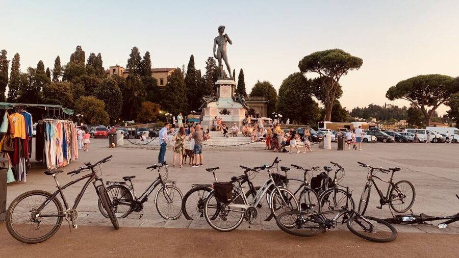Florence: Guided Bike Tour with Piazzale Michelangelo - Why Florence by bike works so well