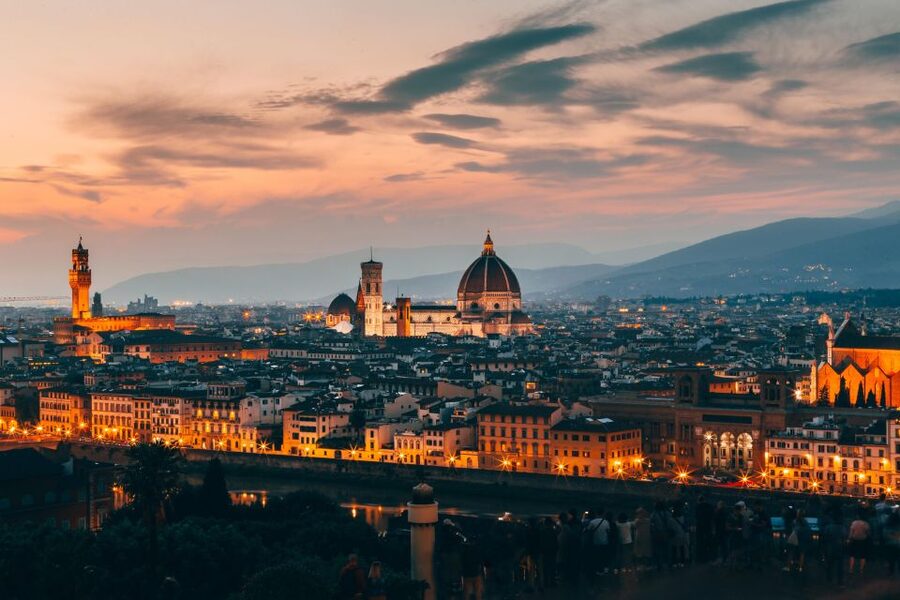 Florence: Guided Flavors of Tuscany Tour - Sant’Ambrogio is the smart base for Florence food