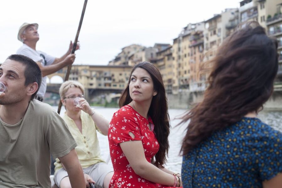 Florence: Guided Gondola Boat Tour with a Glass of Wine - The Barchetto Gondola-Style Ride: Quiet Water, Real Tradition