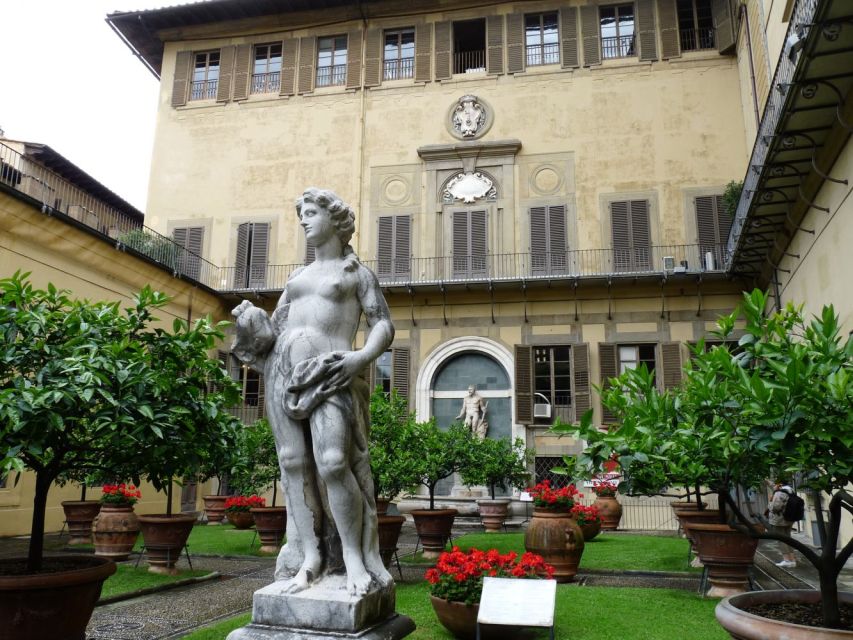 Florence: Guided Medici Tour - TV series locations: how The Medici helps your brain map Florence