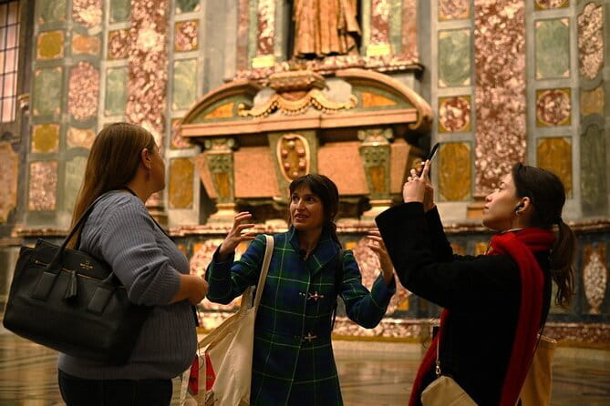 Florence: Guided Tour Medici Family Secrets, Chapels and History - Piazza della Signoria to Palazzo Vecchio: when politics became architecture