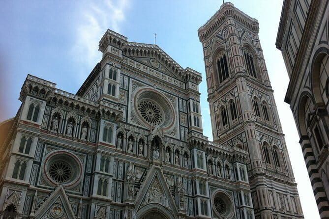 Florence Guided Walking Tour & Uffizi Ticket with direct access - Where You Start at Via de’ Martelli, and What “Assistance” Means
