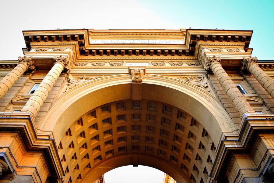 Florence: Guided Walking Tour with Fiorentina Steak Dinner - The Historical Center walk: off-the-beaten-path, not just icons