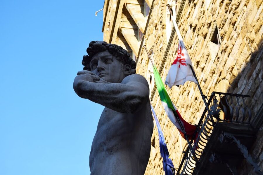 Florence: Guided Walking Tour with Fiorentina Steak Dinner - Medici power and clan rivalry on the street