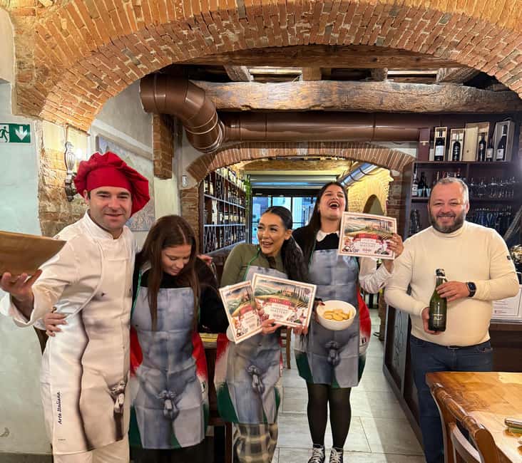 Florence: Handmade Ravioli & Pasta Class with Unlimited Wine - Key points at a glance