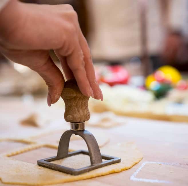 Florence: Handmade Ravioli & Pasta Class with Unlimited Wine - Should You Book This Florence Handmade Pasta and Wine Class?