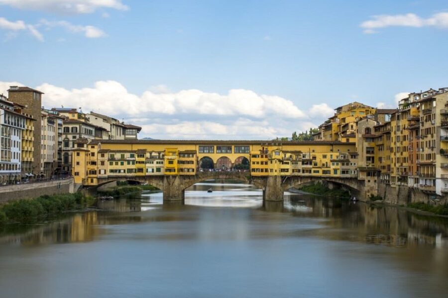 Florence: Heart of Florence Guided Walking Tour - Via Calzaioli, Orsanmichele, and Mercato della Paglia for Everyday Florence