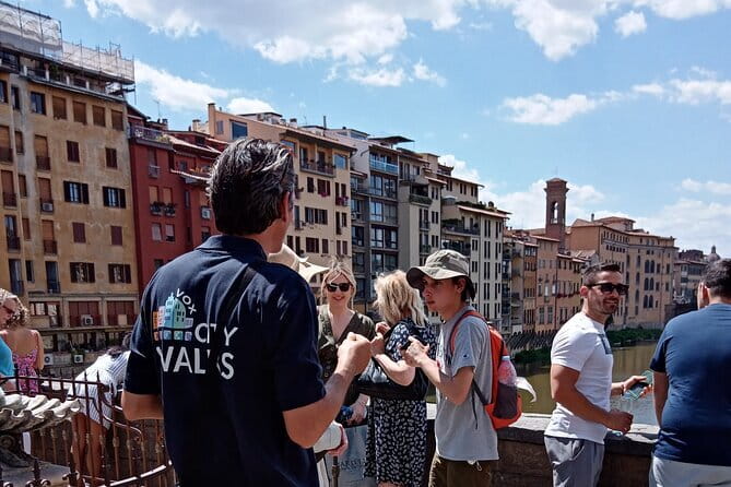 Florence Highlights: Guided Walking Tour of the Historic Center - Meet at Cafe Firenze, download the audio, and keep your phone ready