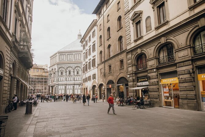 Florence in a Day: Michelangelo's David, Uffizi and Guided City Walking Tour - Uffizi Gallery timed entry: seeing the right works in 90 minutes