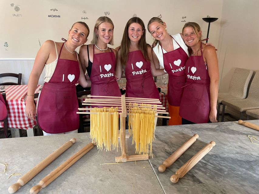Florence: Lasagna and Spaghetti-Making Class - Pummarola and Spaghetti: The Tomato Sauce Lesson You Can Repeat at Home